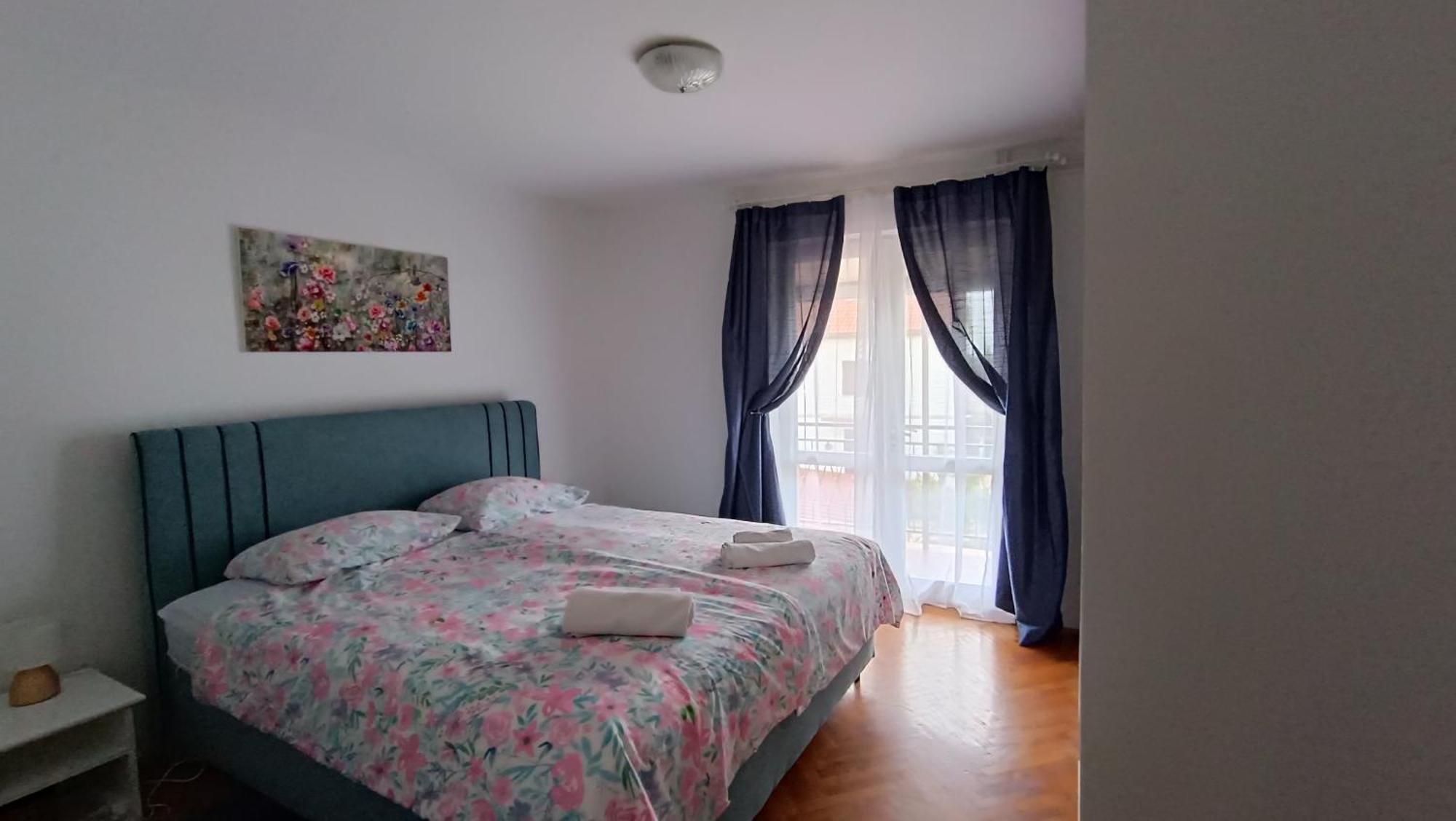 Apartments Gabriela Porec Exterior photo